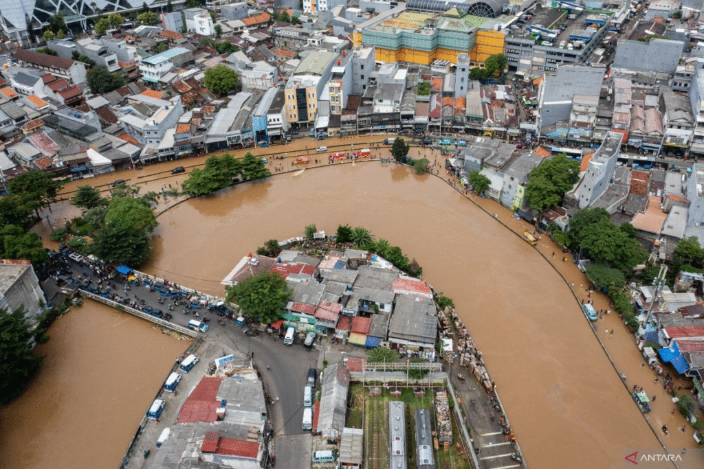 Ada beberapa Titik Banjir Jakarta Rabu Pagi, Tersebar di Jakbar dan Jakut!