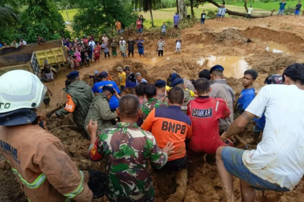 Banjir dan Longsor di Sumatera Barat: Dampak, Penyebab, dan Upaya Mitigasi