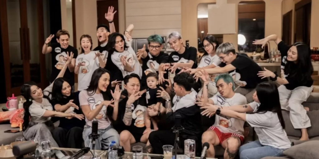 Furap Viral Ini 5 Fakta di Balik Kedekatan Fuji dan Reza Arap