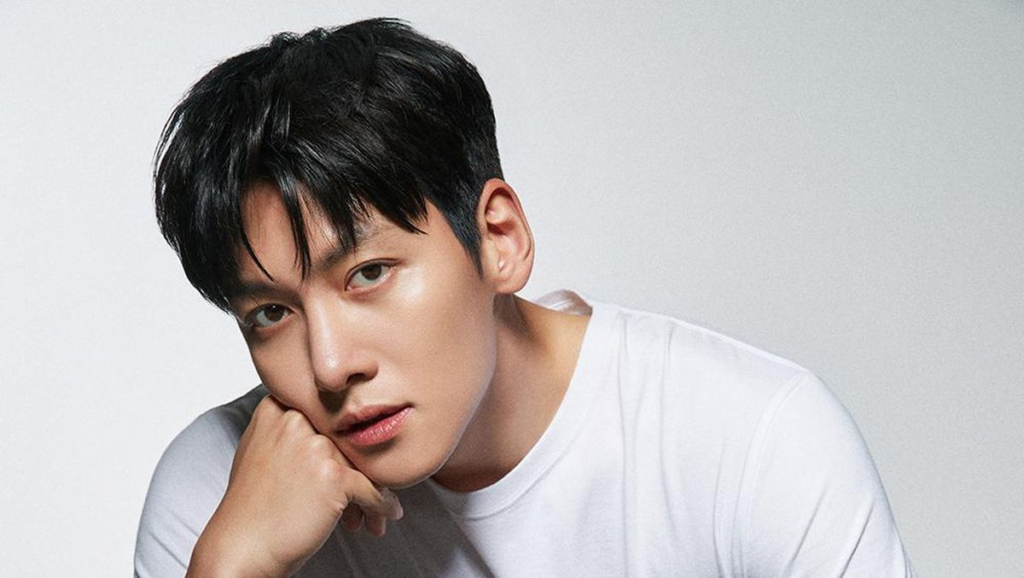 Ji Chang Wook Tiba di Jakarta, Langsung Main Padel di Gandaria Bikin Fans Heboh