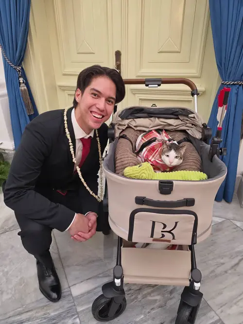 El Rumi Bikin Gemas Usai Foto Bareng Bobby Kertanegara di HUT Ke-81 RI